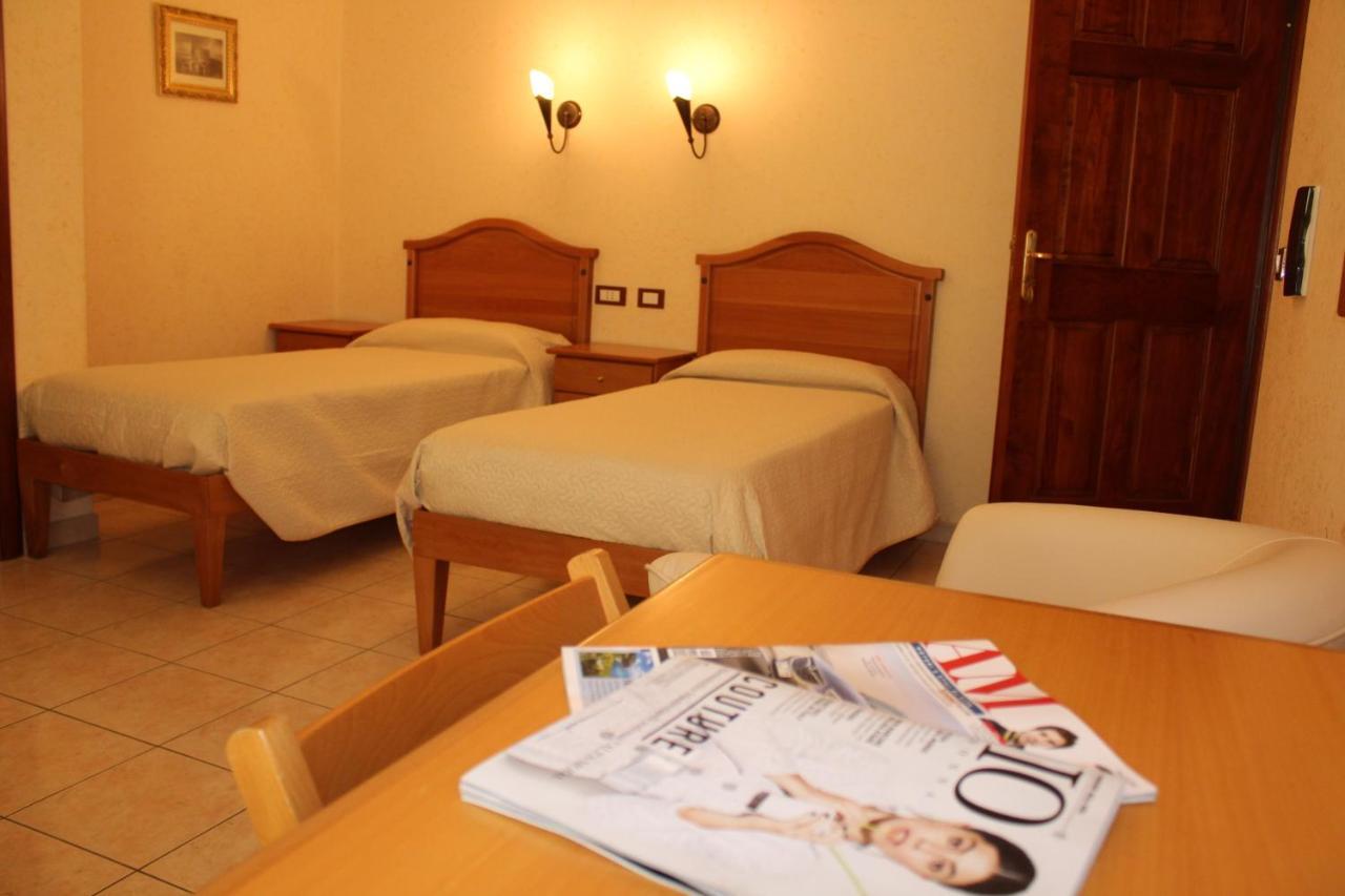 Hotel Ristorante L'Avvenire Gizzeria Ngoại thất bức ảnh