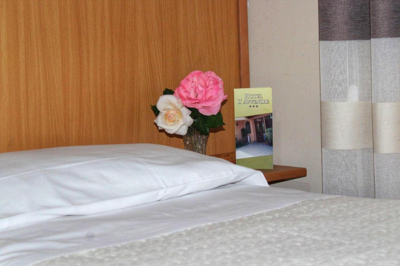Hotel Ristorante L'Avvenire Gizzeria Ngoại thất bức ảnh