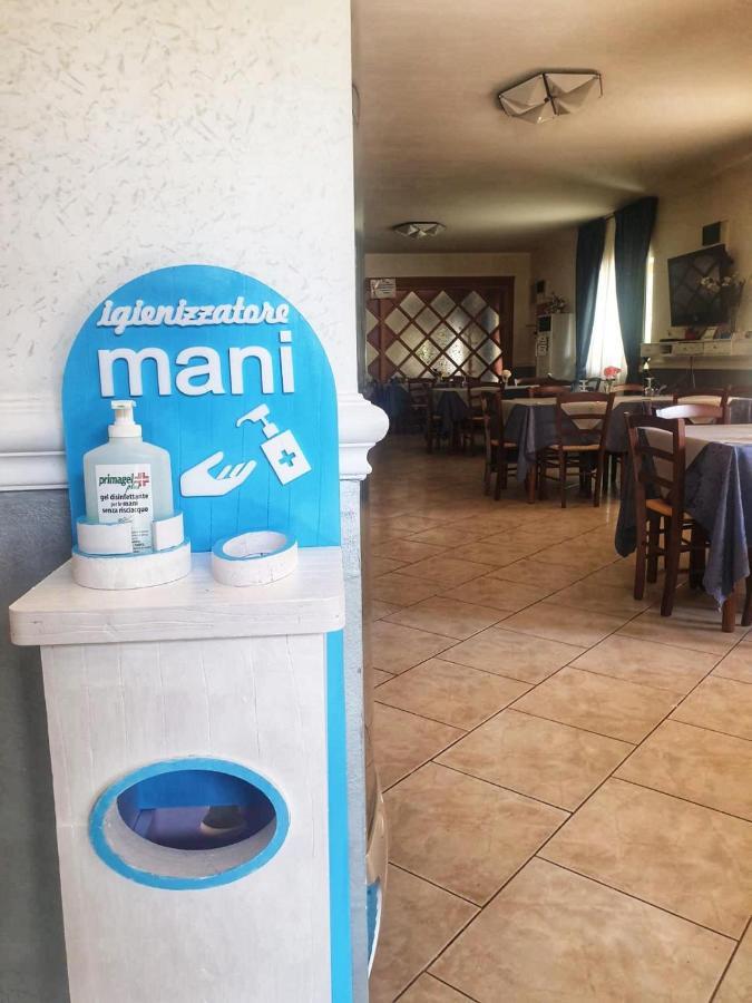 Hotel Ristorante L'Avvenire Gizzeria Ngoại thất bức ảnh