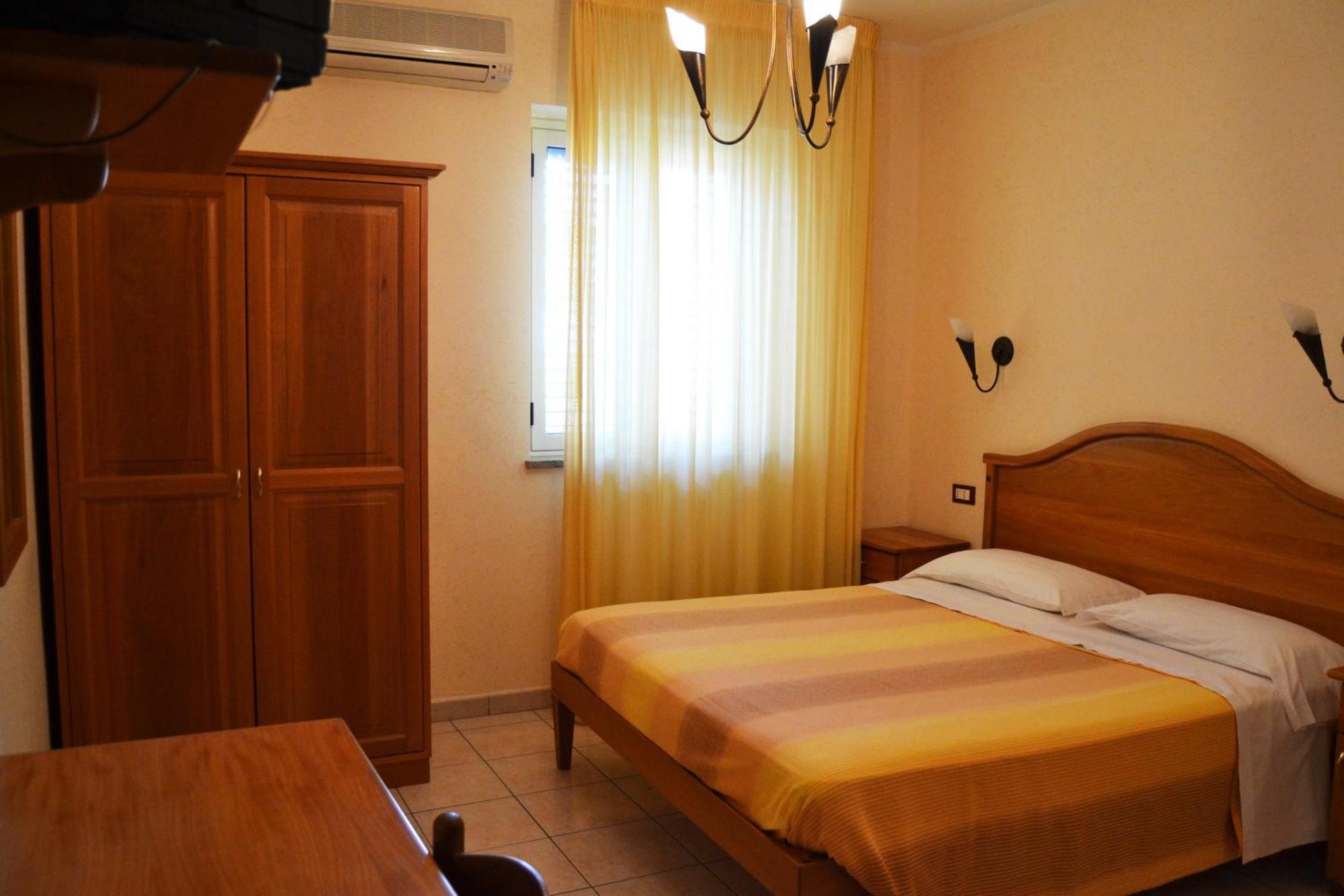 Hotel Ristorante L'Avvenire Gizzeria Phòng bức ảnh